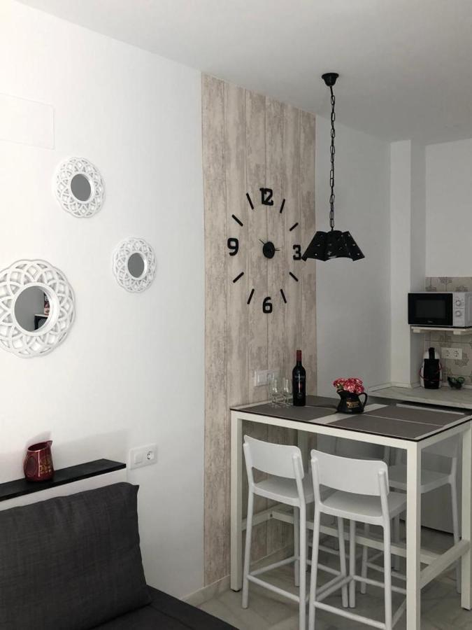 Allo Apartments "Real Escuela" Centro Loft 헤레스 외부 사진